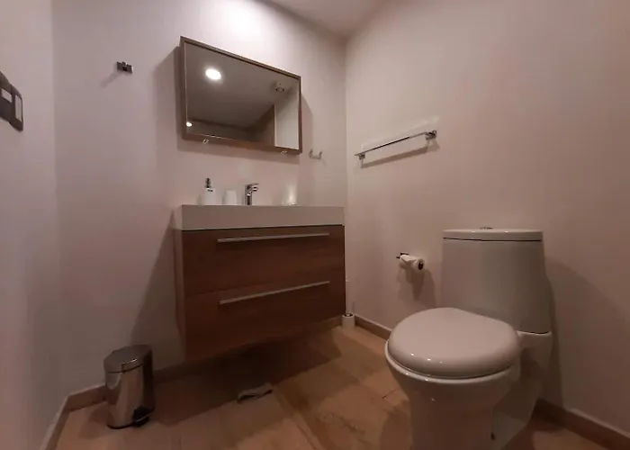 Chic With Loads Of Sun & 3 Balconies Near Reforma *